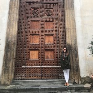 Meet your Posher, Kay